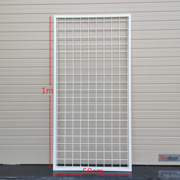 Khung lưới có viền treo phhuj kiện - 1mx50