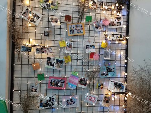 Khung lưới 1.2mx90 có bánh xe cài móc treo phụ kiện đa năng