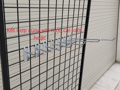 Khung lưới 1.2mx60 có chân treo phụ kiện đa năng