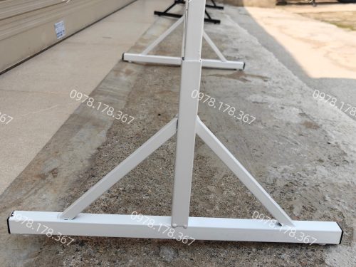 Khung lưới có chân treo phụ kiện, sơn tĩnh điện cao cấp