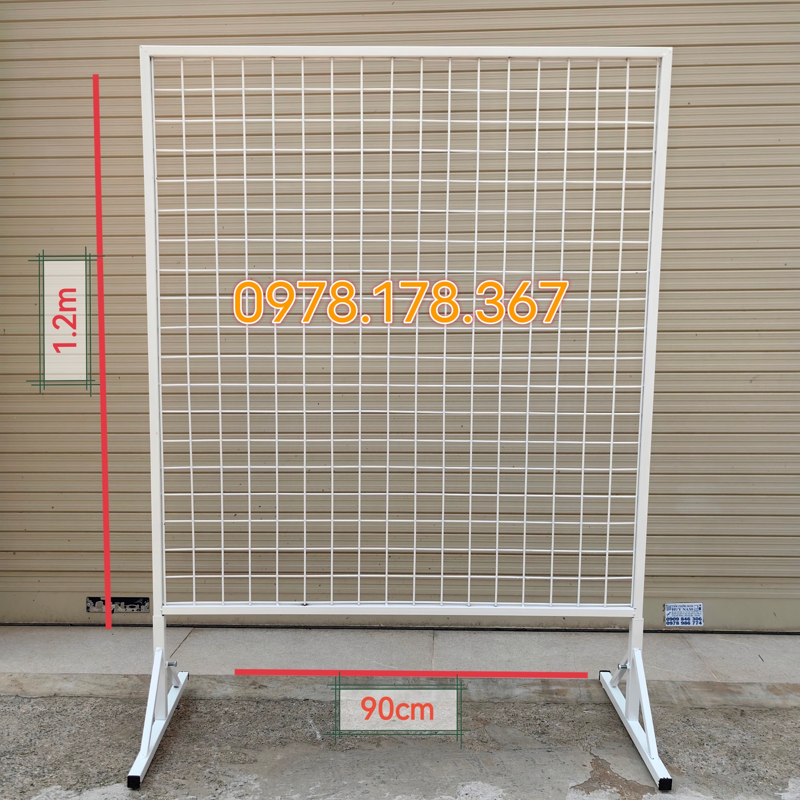 Khung lưới có chân treo phụ kiện sơn tĩnh điện cao cấp – 1.2mx90