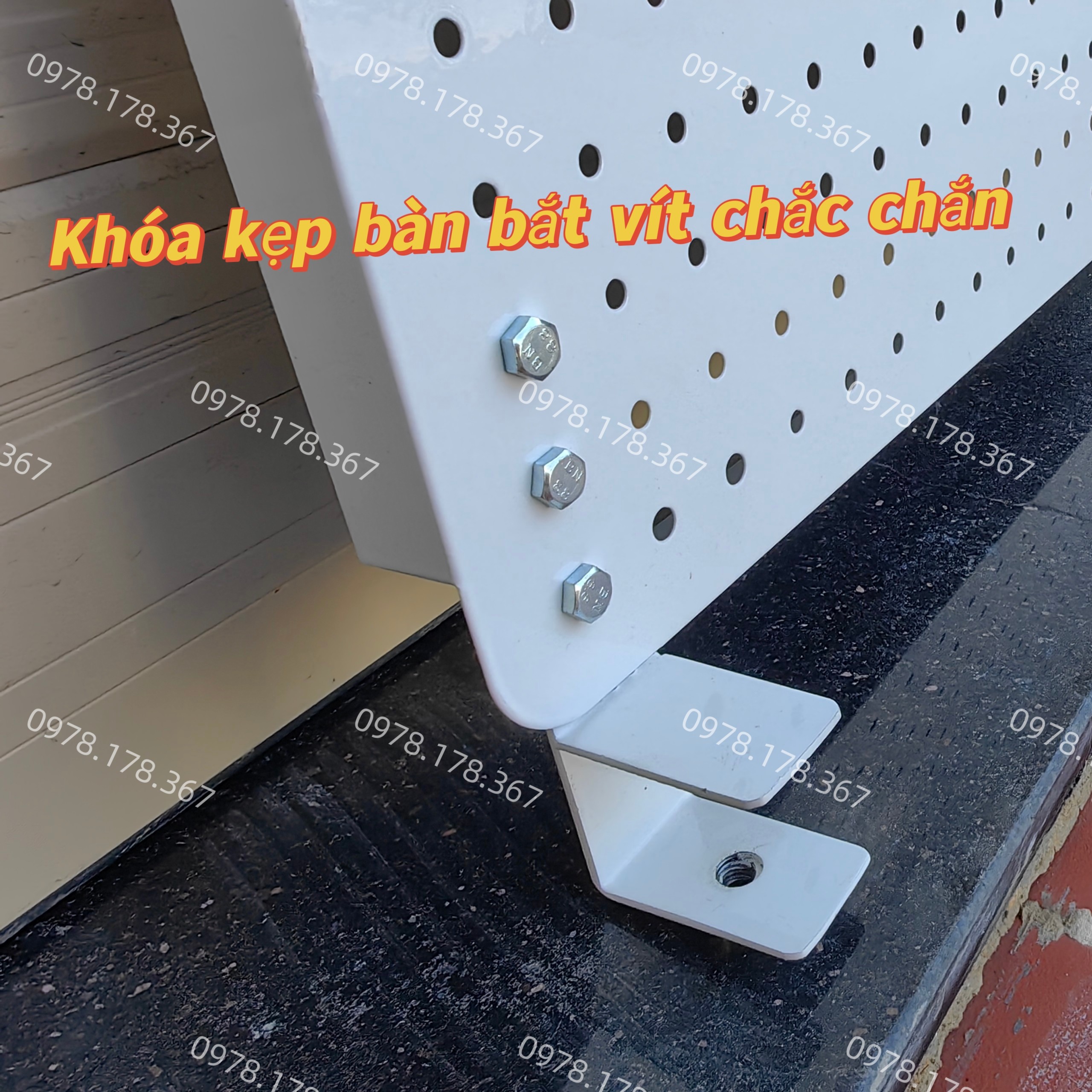 Bảng Lỗ Pegboard Kẹp Bàn Treo Dụng Cụ Đa Năng, Chắc Chắn