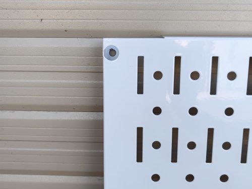 Bảng Pegboard cài móc treo phụ kiện cao cấp