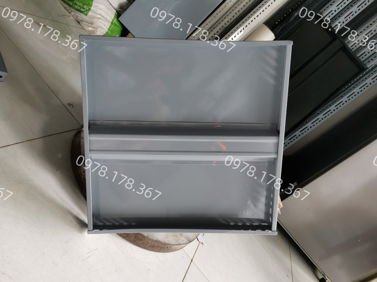Mâm sắt lắp kệ sắt