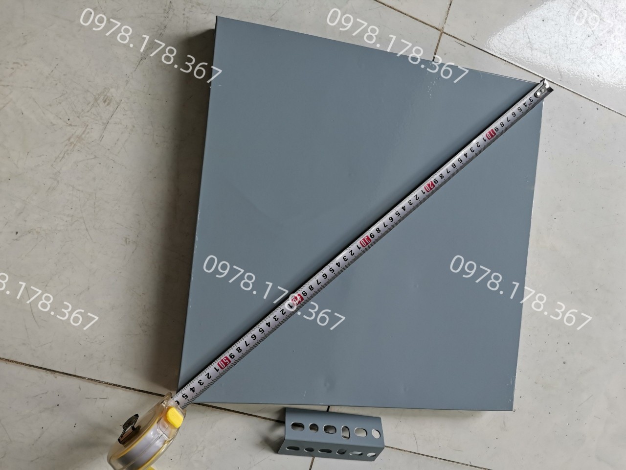 Mâm sắt 40x40cm lắp ráp kệ sắt V lỗ đa năng