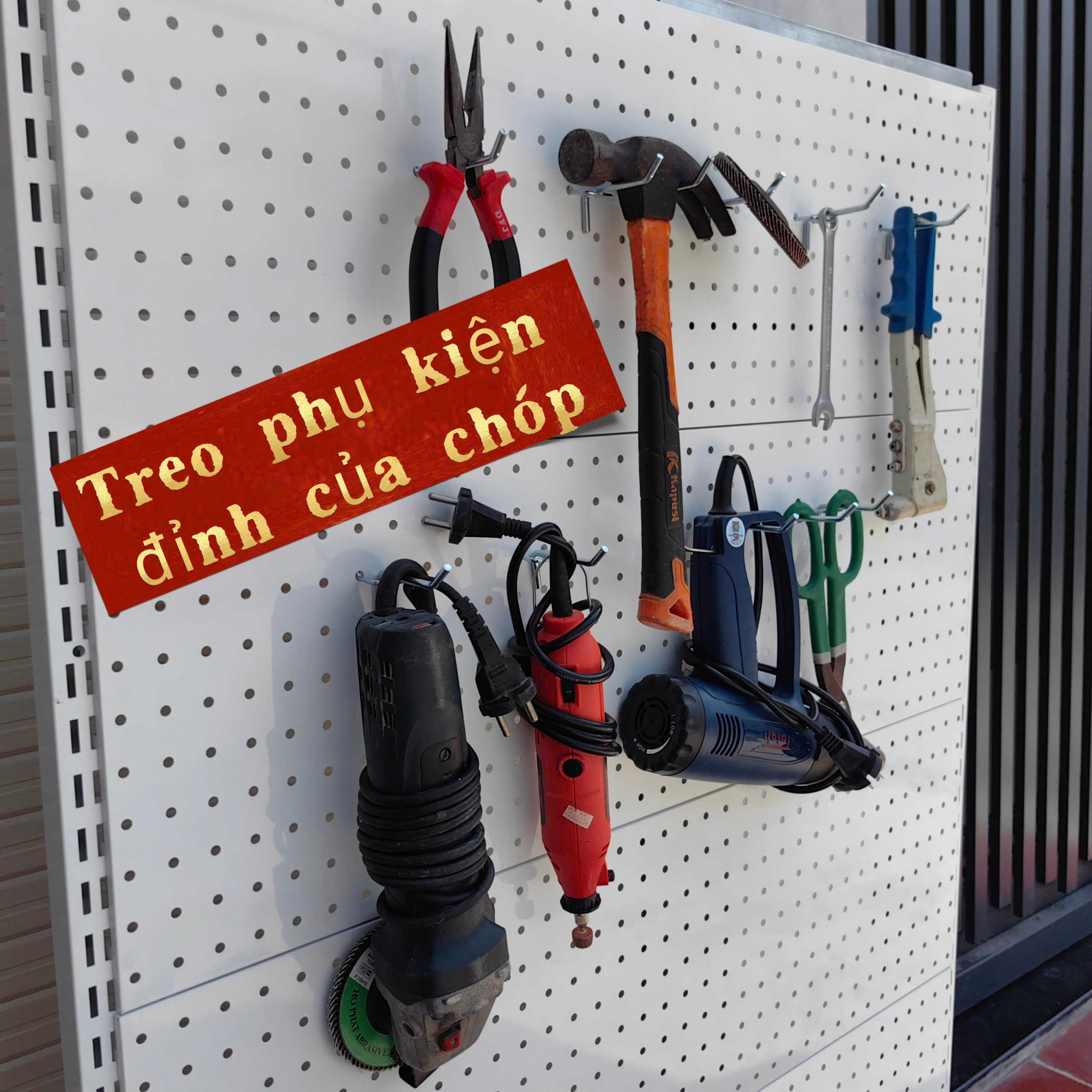 Tấm Tôn Đục Lỗ Treo Đồ Nghề, Treo Dụng Cụ Đa Năng