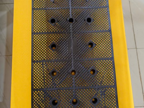 Vỉ nhựa thoát nước lót đáy chậu trồng rau