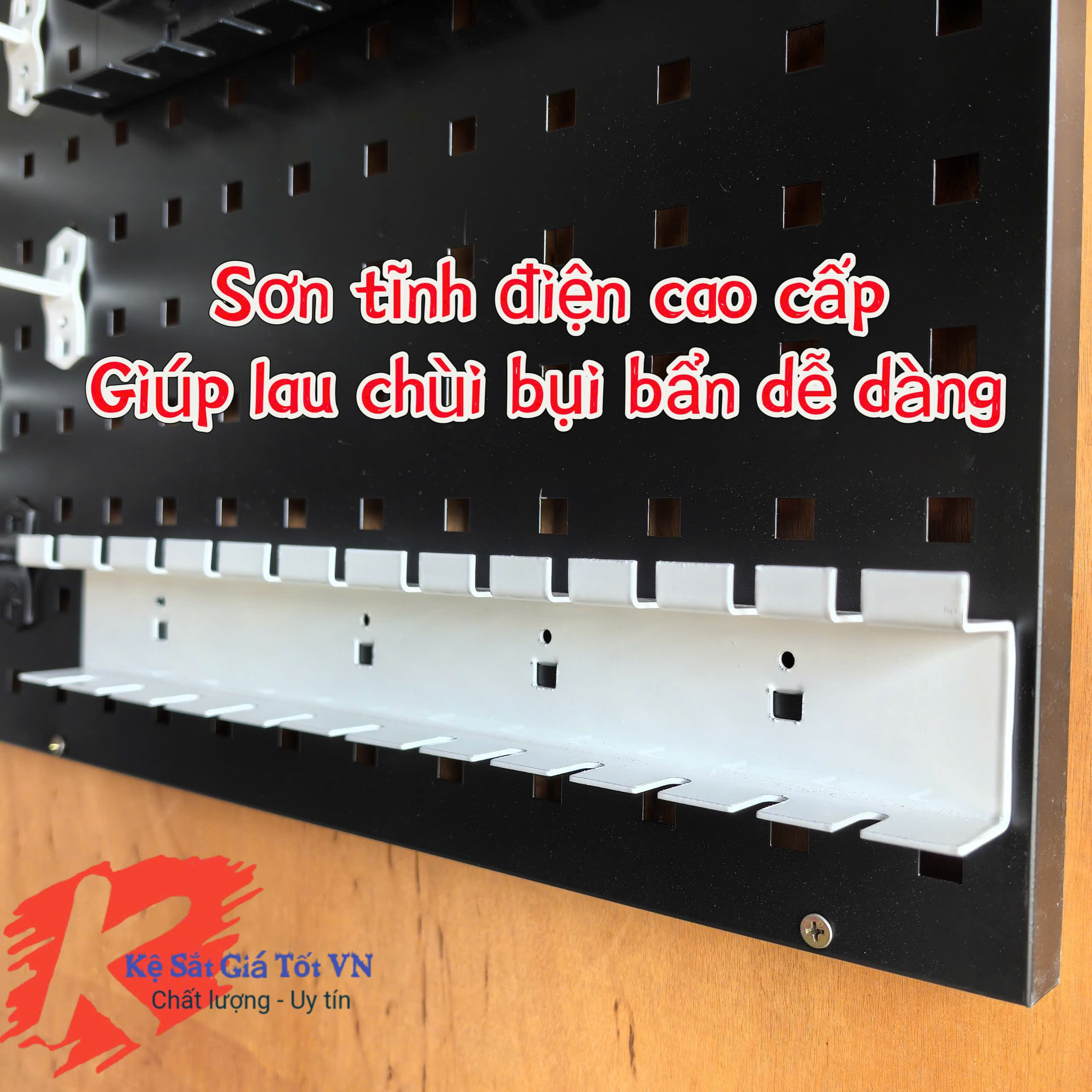 Khay treo tua vít cài tấm tôn đục lỗ