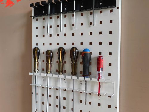 Khay treo tua vít cài bảng Pegboard lỗ Vuông