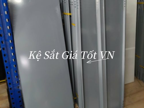 Mâm kệ sắt V lỗ đa năng
