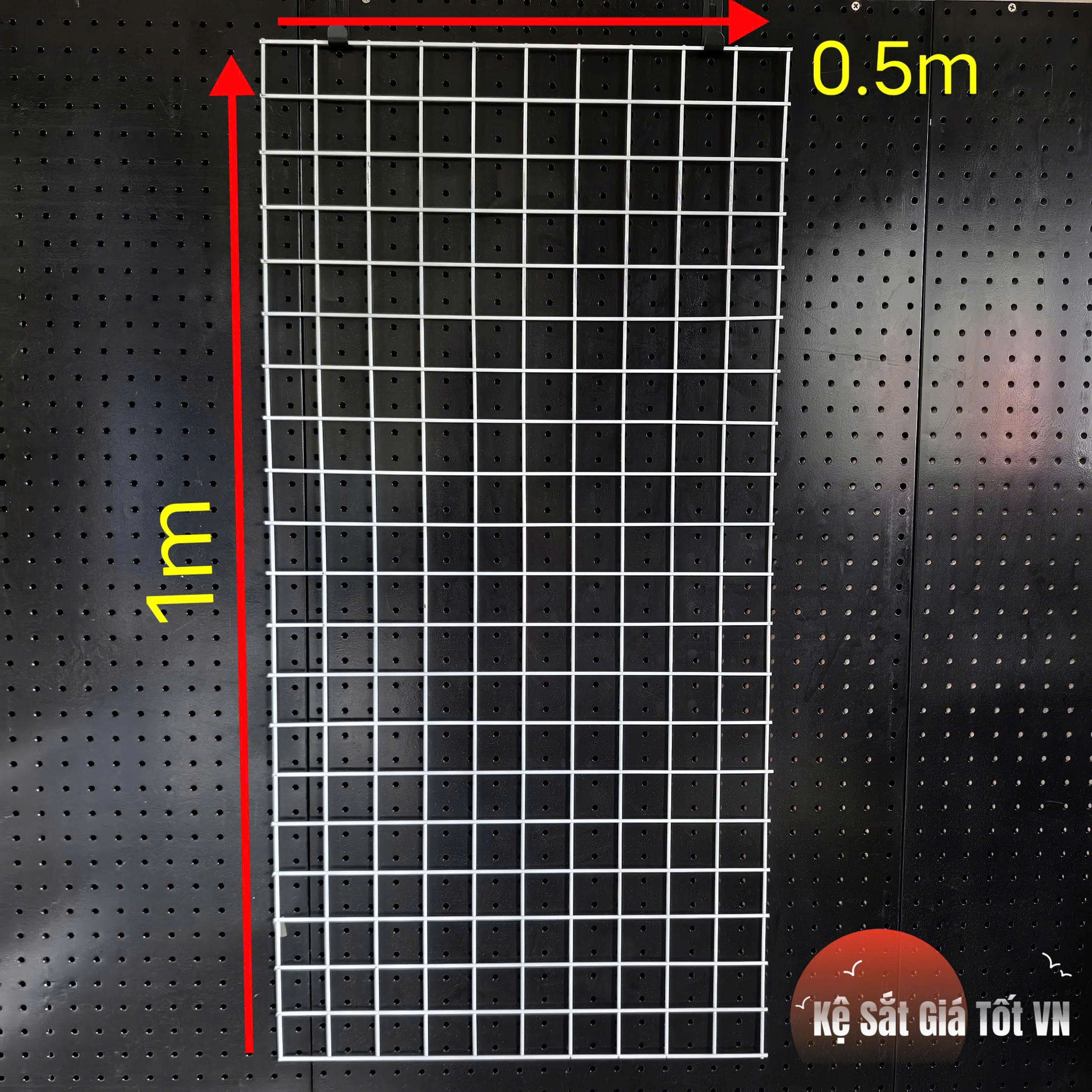 Tấm lưới sắt trang trí tường ô vuông 5cm, khổ 1m x 50cm