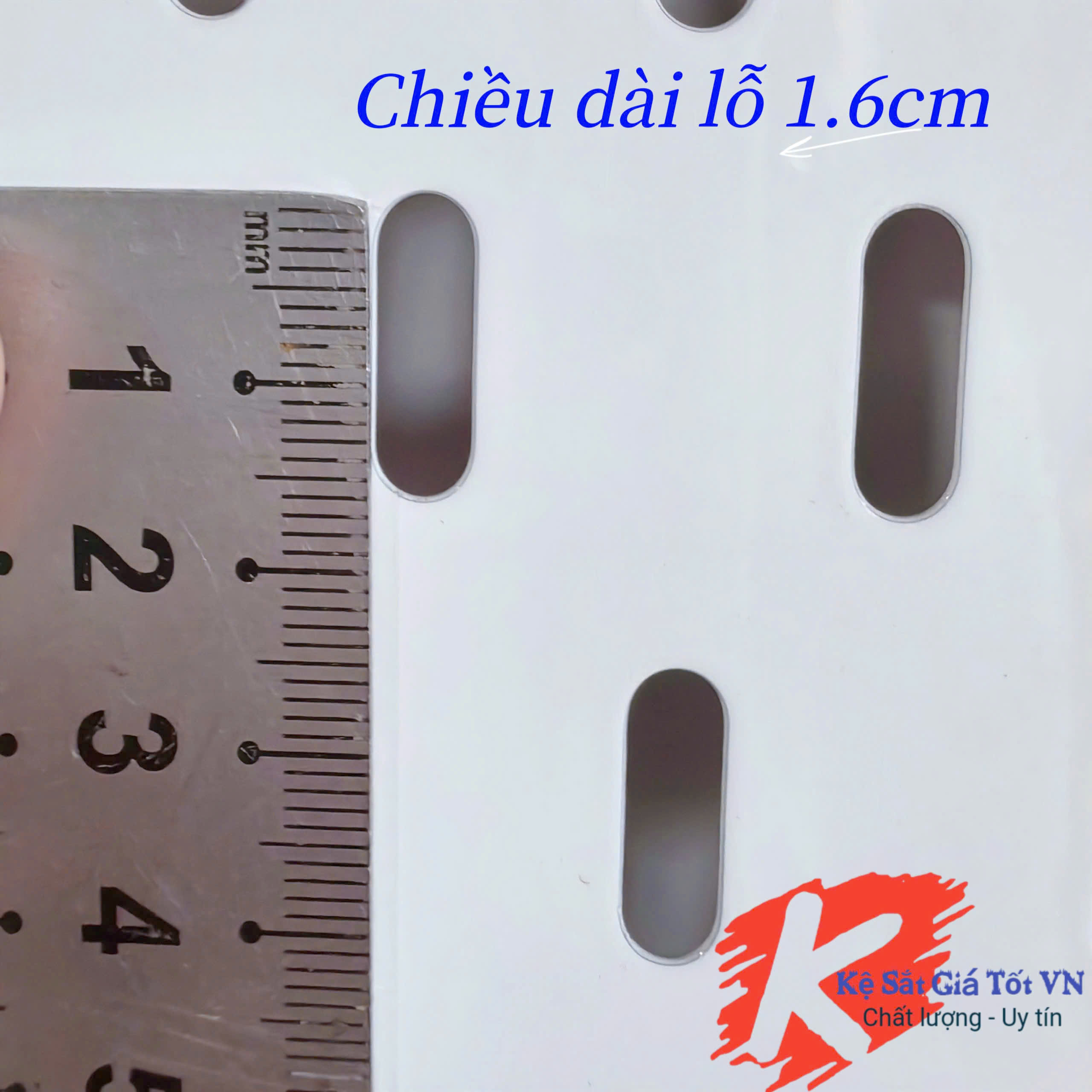 Bảng lỗ Pegboard treo đồ nghề