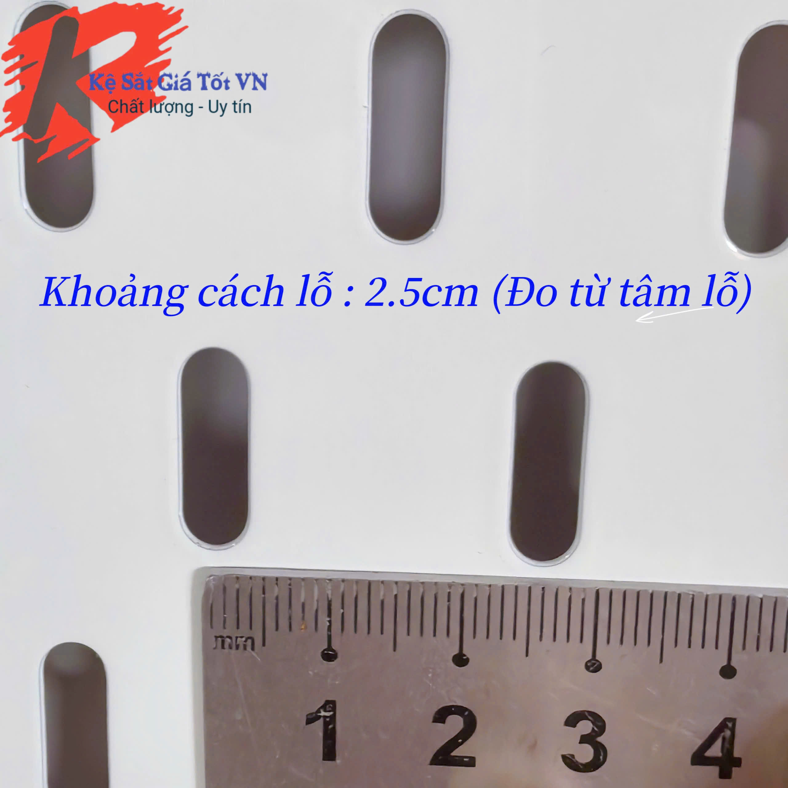 Bảng Pegboard Lỗ Dọc treo phụ kiện đa năng