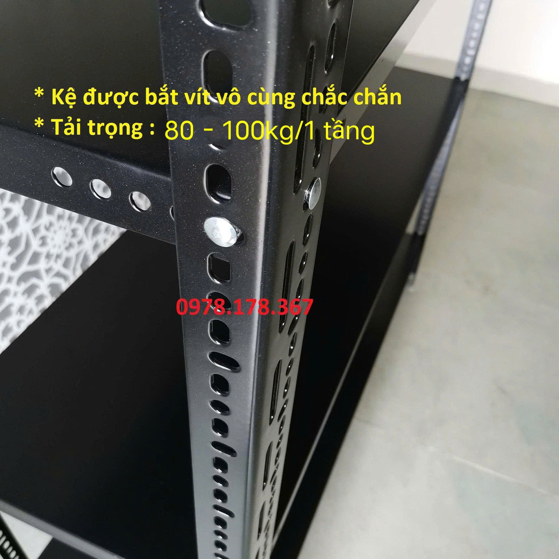Kệ sắt V lỗ cao cấp