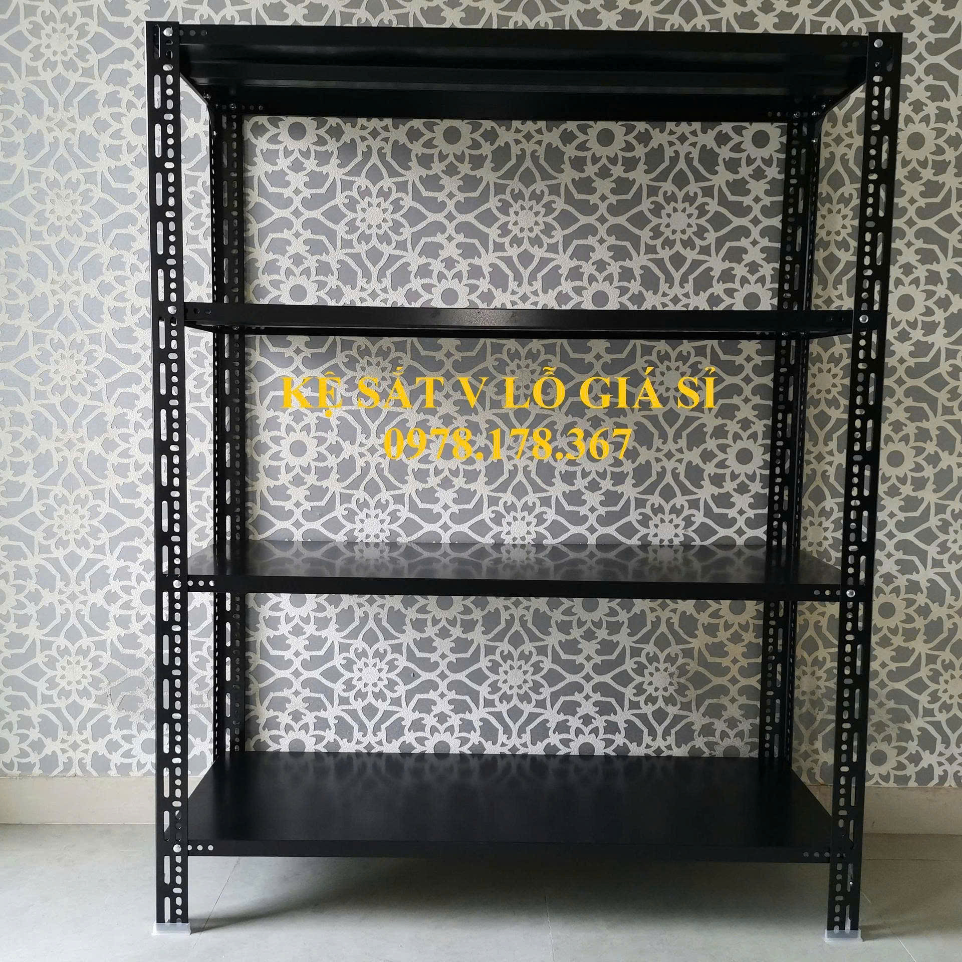 Kệ sắt V lỗ bắt ốc