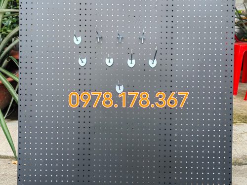 Tấm tôn đục lỗ sơn tĩnh điện màu Đen