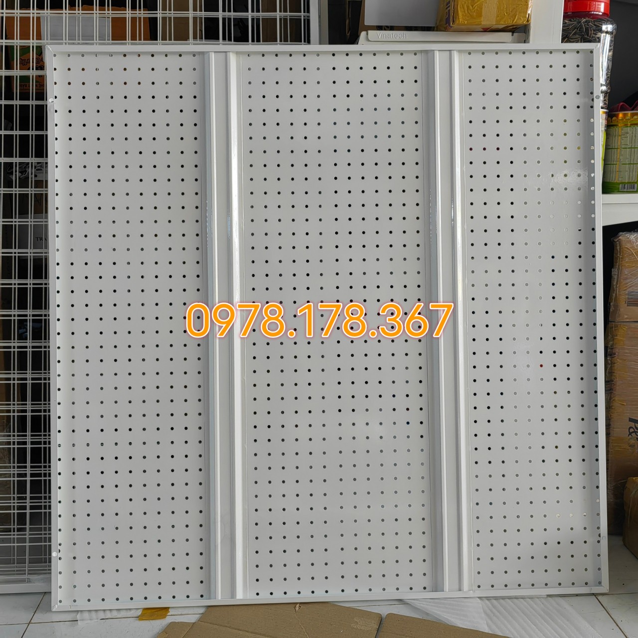 Bảng lỗ Pegboard cao cấp