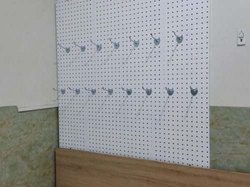 Tấm tôn đục lỗ sơn tĩnh điện cao cấp - 1mx1m