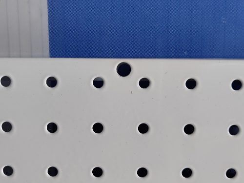 Tấm tôn đục lỗ sơn tĩnh điện nét mịn