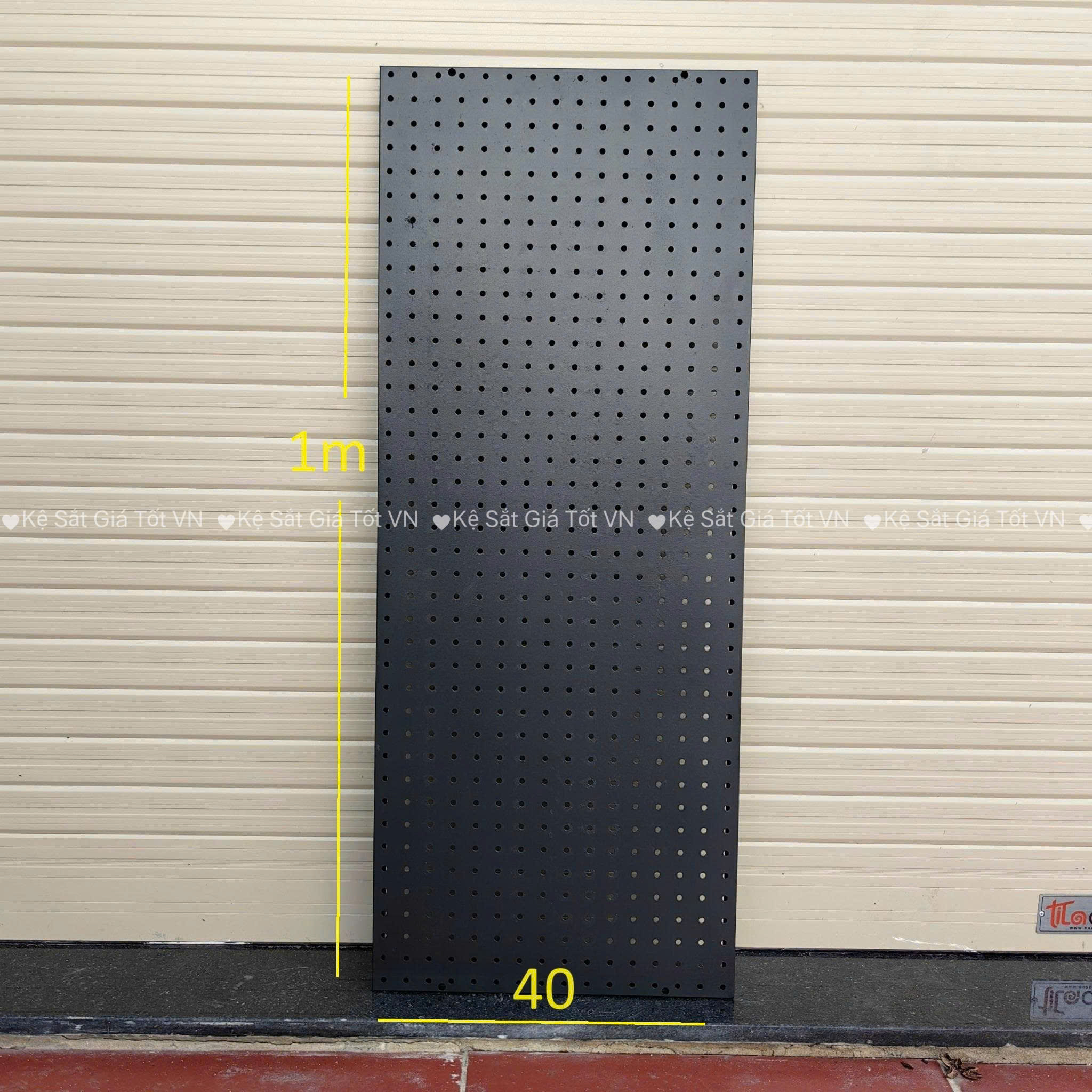 Bảng lỗ Pegboard treo phụ kiện đa năng