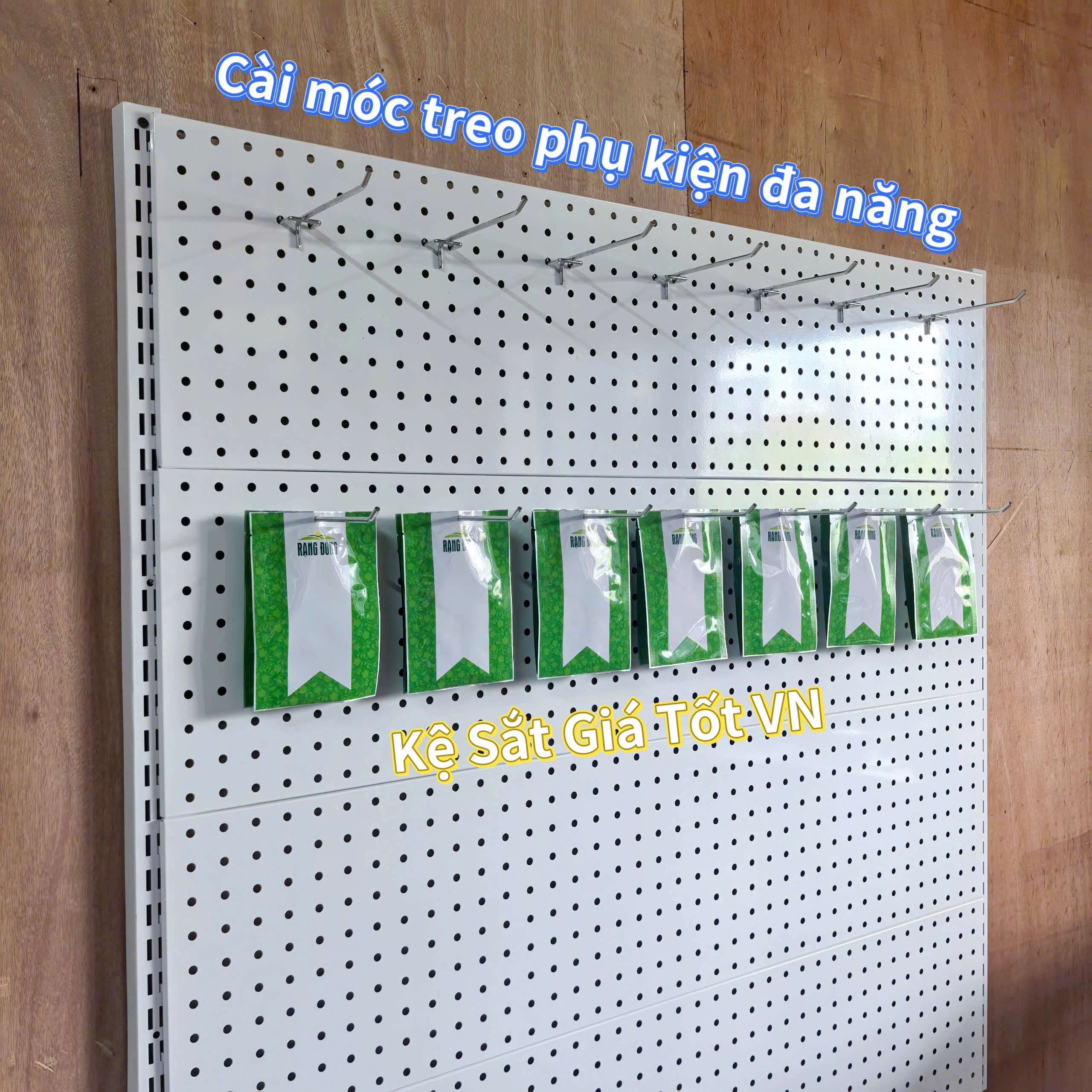Tấm Tôn Đục Lỗ Gắn Ray Treo Dụng Cụ Nhà Xưởng 1.2m x 30cm Tấm Tôn Treo Đồ Đa Năng Lỗ 8Ly Gắn Thanh Ray 1.2m x 30cm