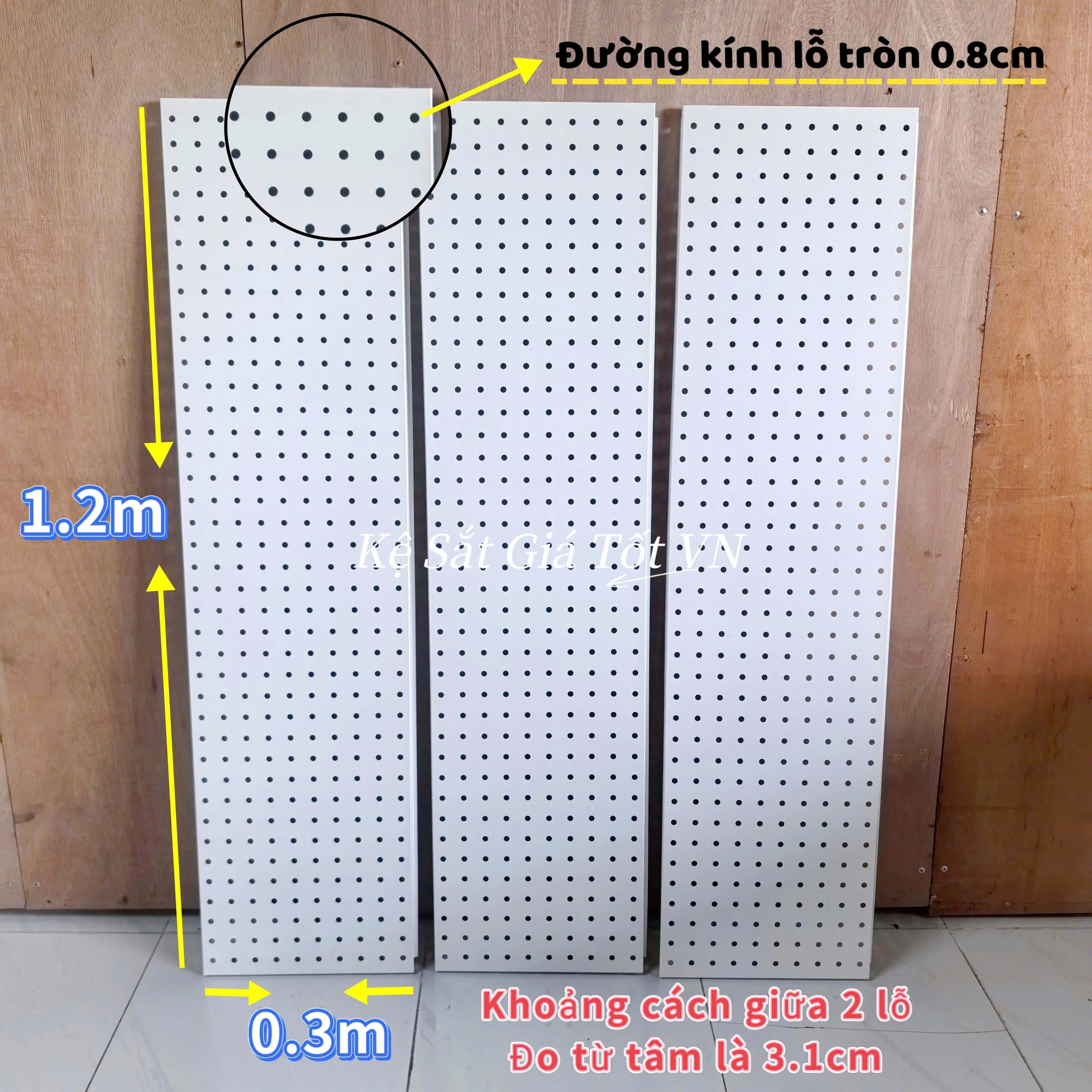 Tấm Tôn Đục Lỗ Gắn Thanh Ray Treo Phụ Kiện Đa Năng 1.2m x 30cm (Lỗ 8mm)
