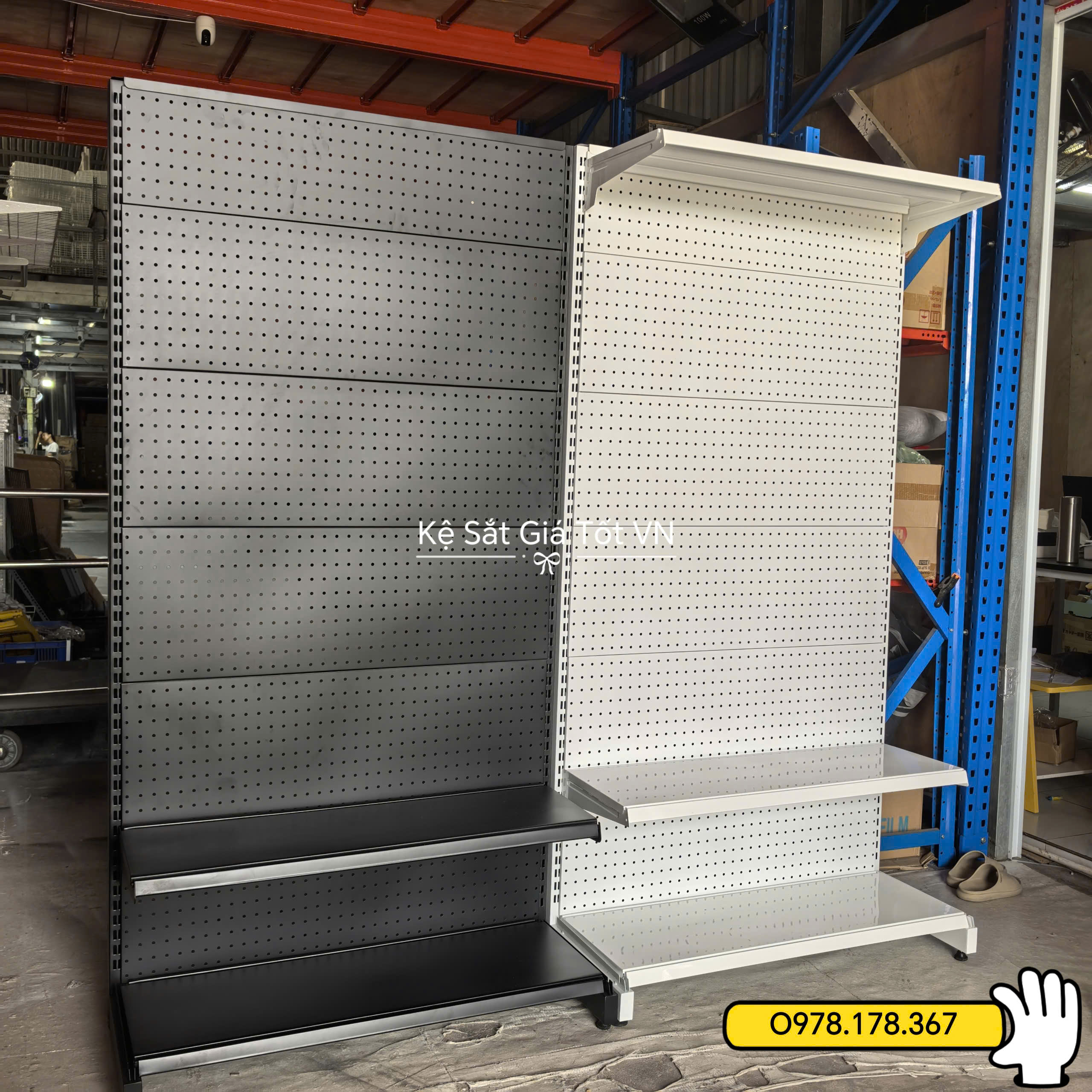Kệ Pegboard Đa Năng Treo Phụ Kiện Và Trưng Bày Sản Phẩm